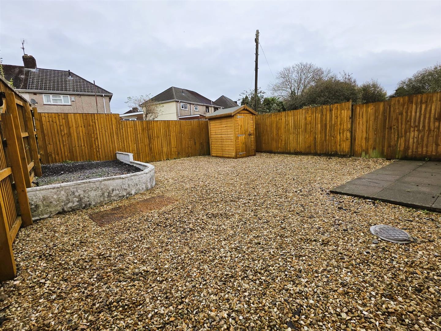 The Avenue, Llwynhendy